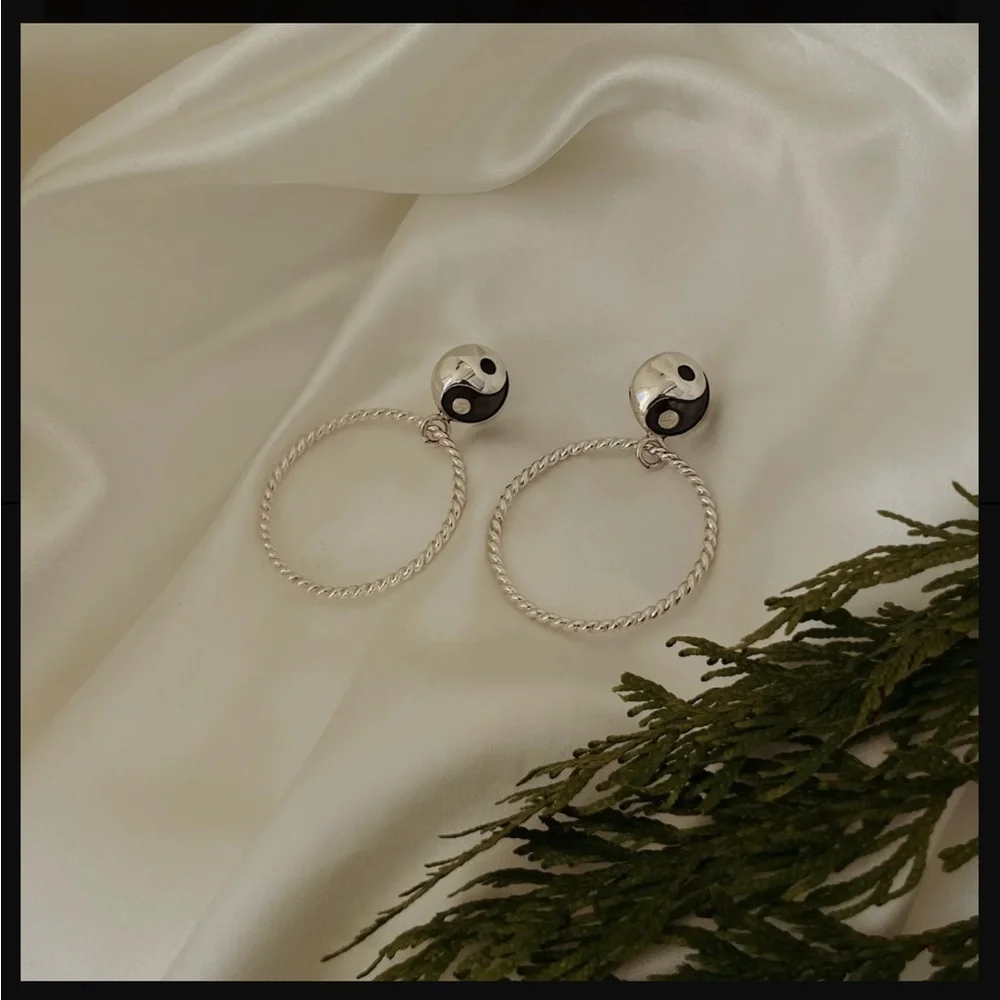 Hard Work Jewelry Sterling Silver Yin Yang Post Hoop Earrings